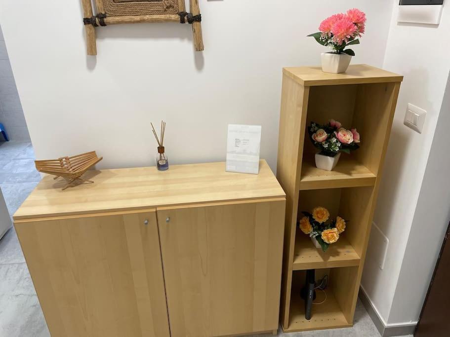 Tiny House - 15 Minutes To Duomo Apartment มิลาน ภายนอก รูปภาพ